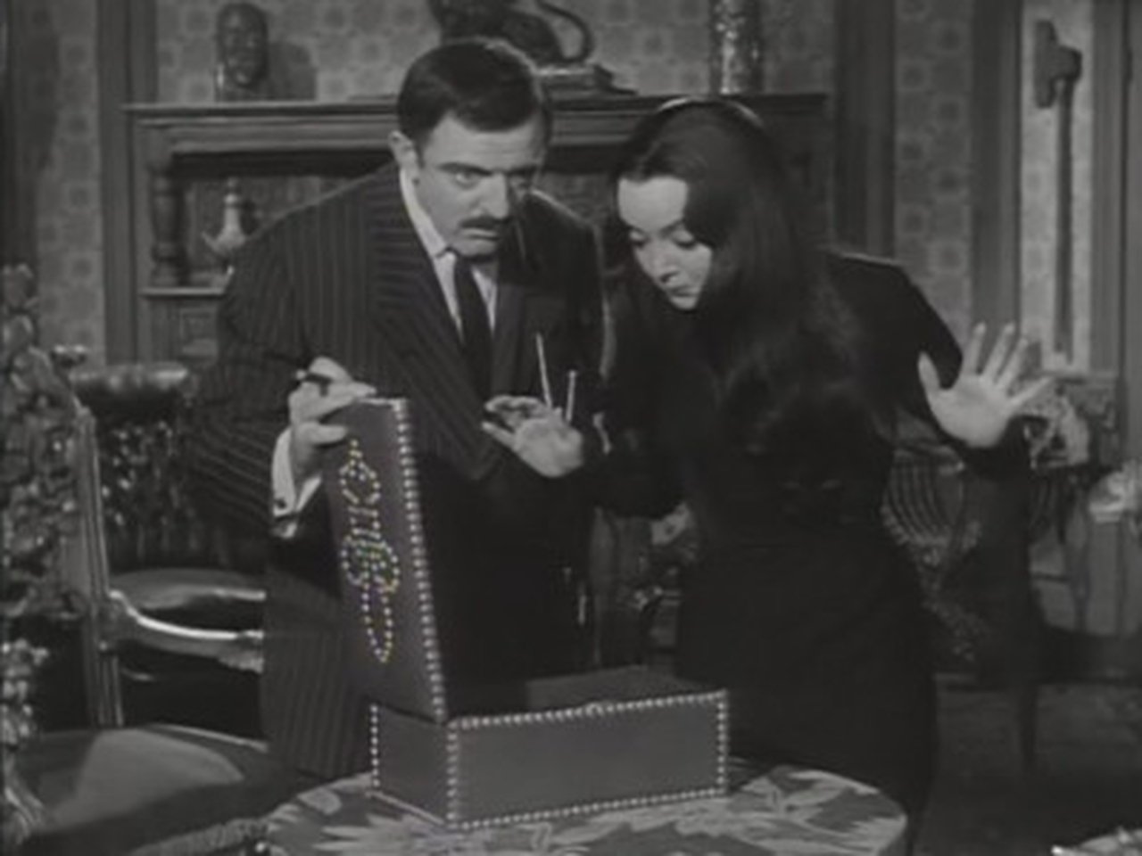 The Addams Family - Season 1 Episode 23 : Thing is Missing