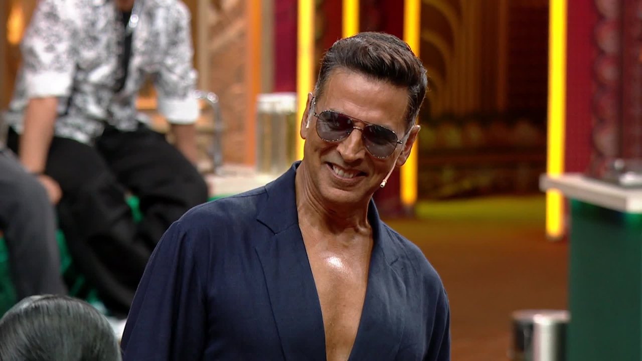 Laughter Chefs Unlimited Entertainment - Season 1 Episode 21 : Akshay-Fardeen grace the show!