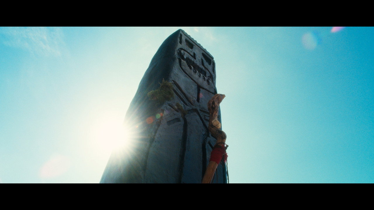 Hommes de Bois Backdrop