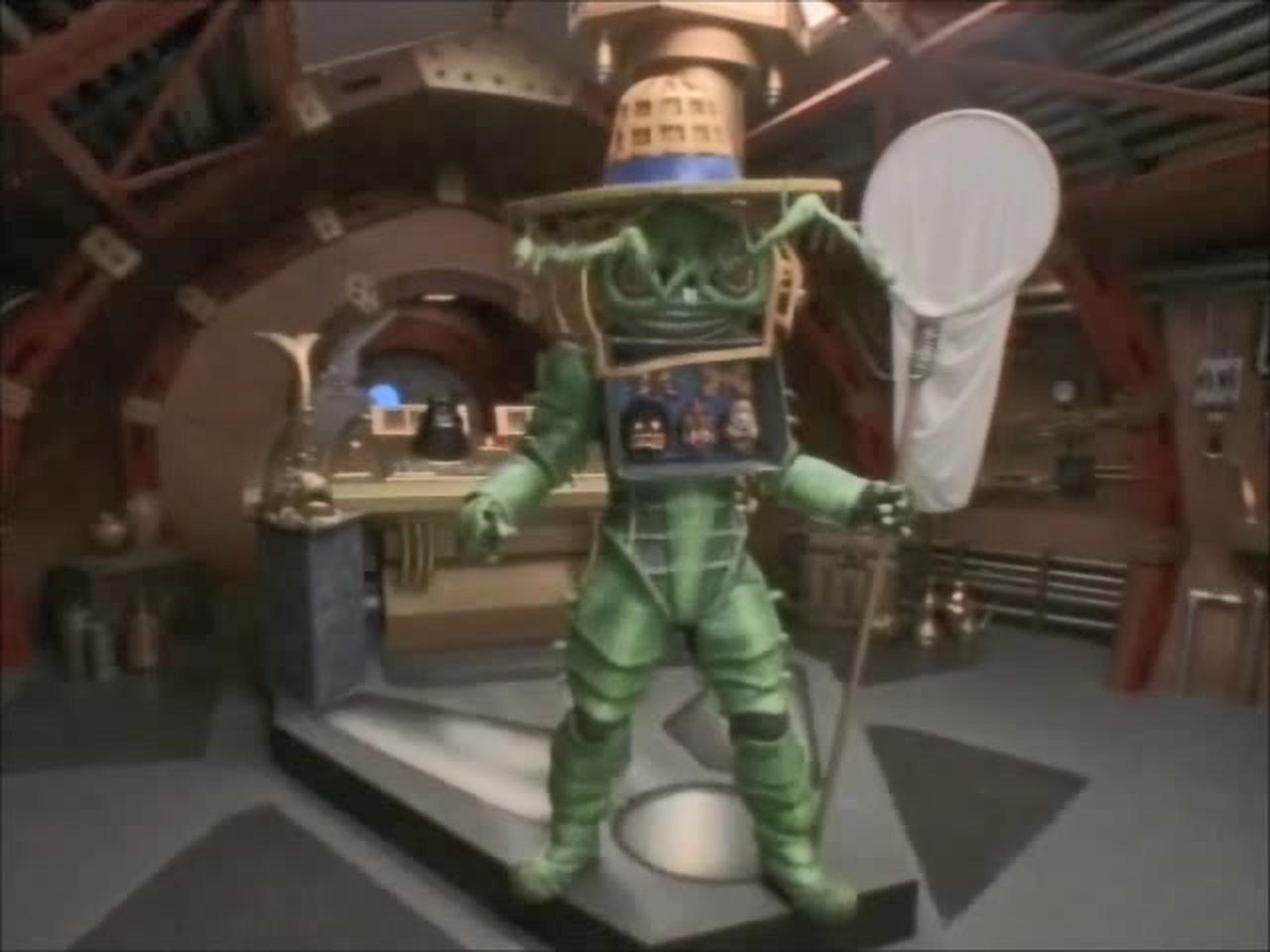 Power Rangers - Season 5 Episode 16 : Honey, I Shrunk The Rangers (1)