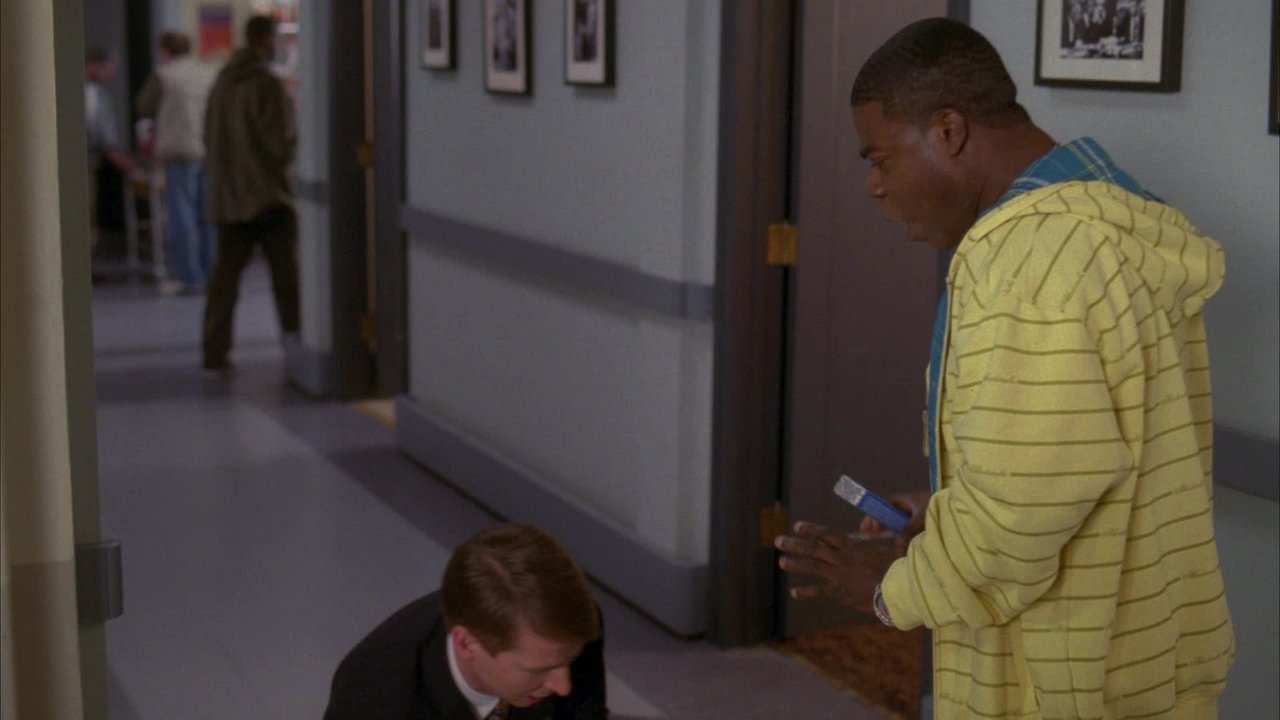 30 Rock - Season 3 Episode 17 : Cutbacks