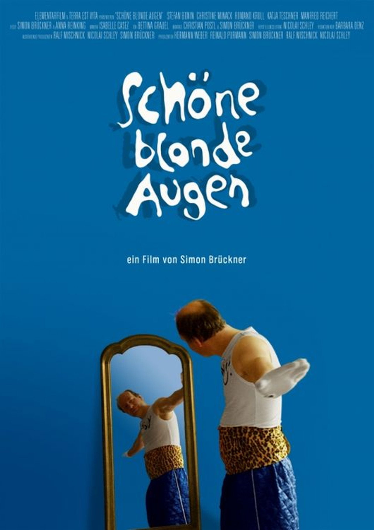 Schöne blonde Augen filmaffisch