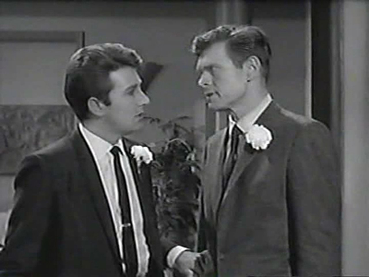The Alfred Hitchcock Hour - Season 2 Episode 20 : Anyone for Murder?