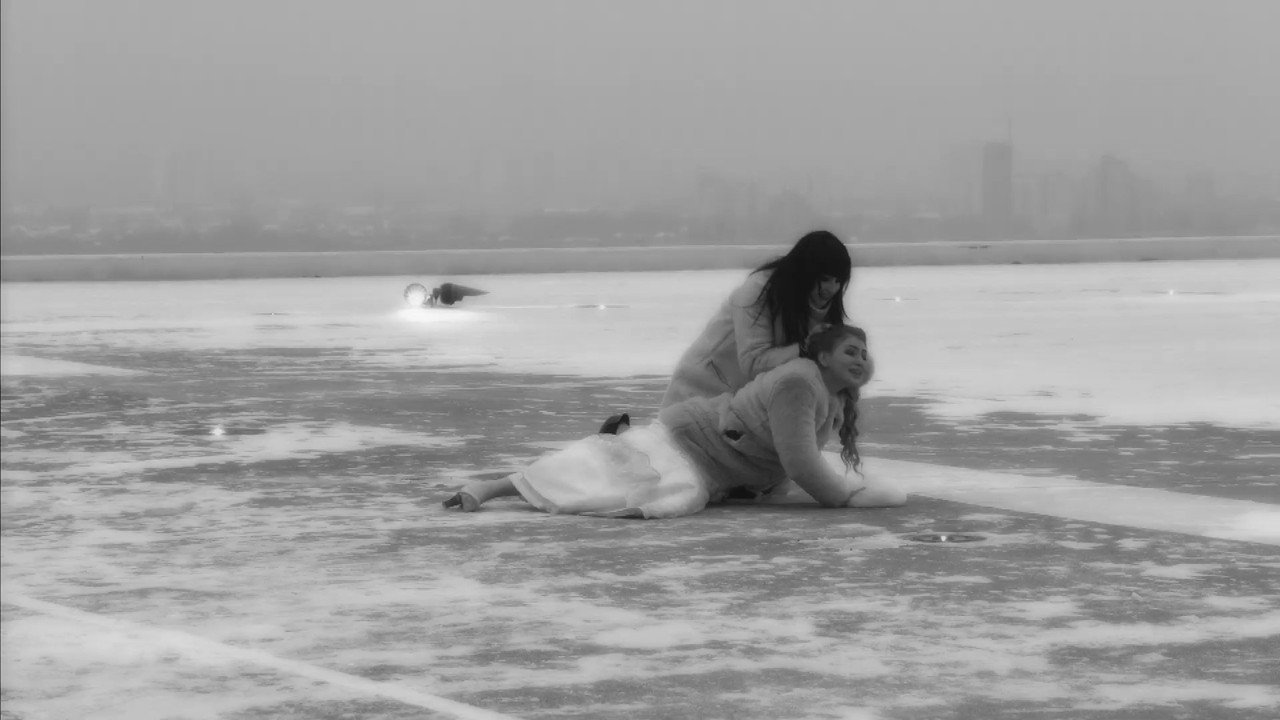 Snowdrop (2015) trailer