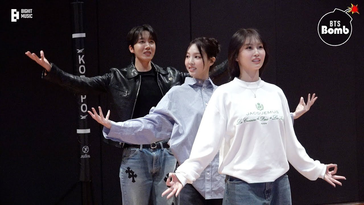 BANGTAN BOMB - Season 13 Episode 3 : j-hope's 'Shanghai Romance' Challenge Sketch