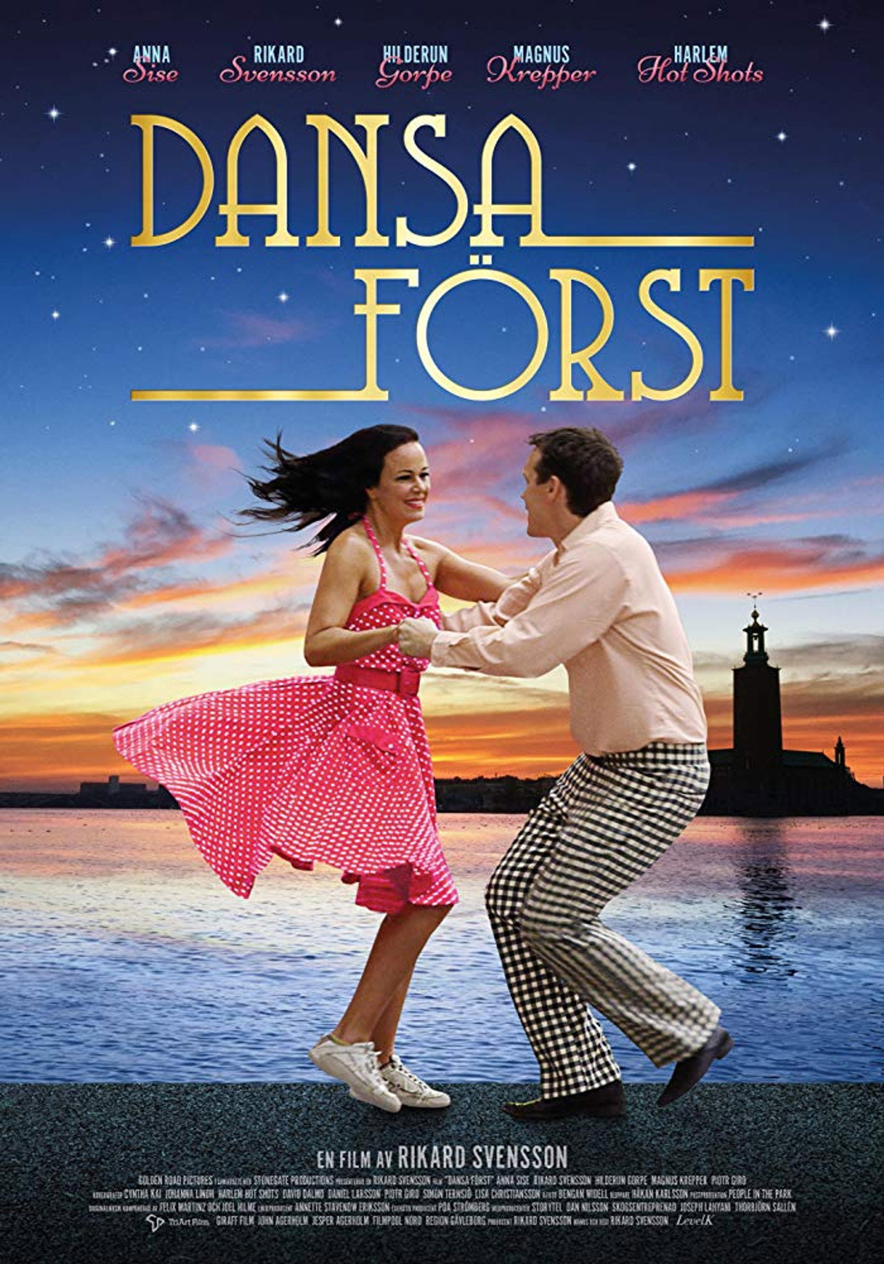 Dansa först filmaffisch