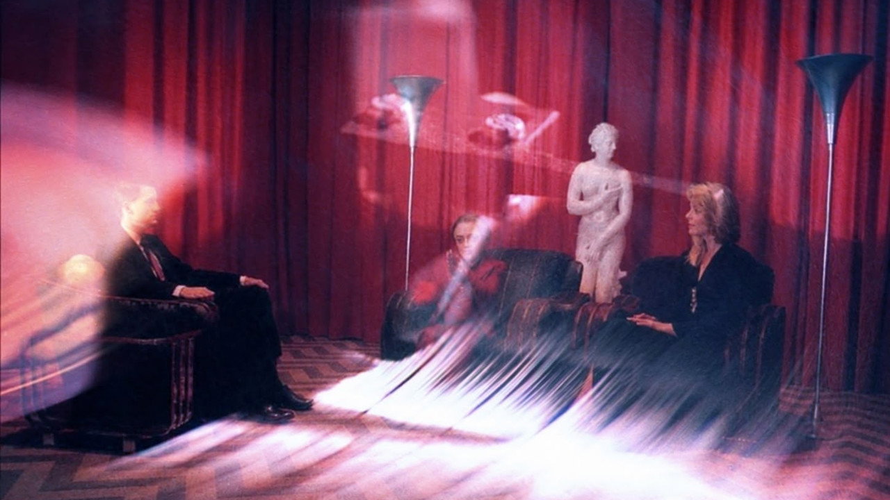 Twin Peaks: Fire Walk with Me background 101