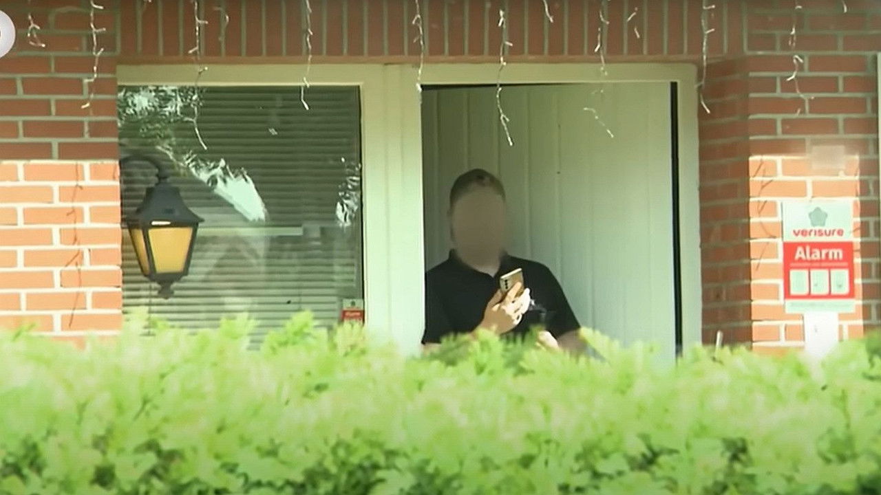 Undercover in Nederland - Season 22 Episode 9 : Episode 9