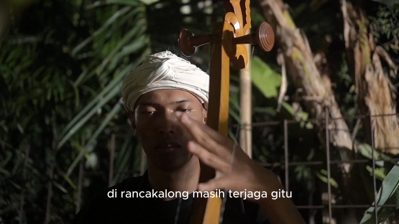 Sekar Wanci still 9