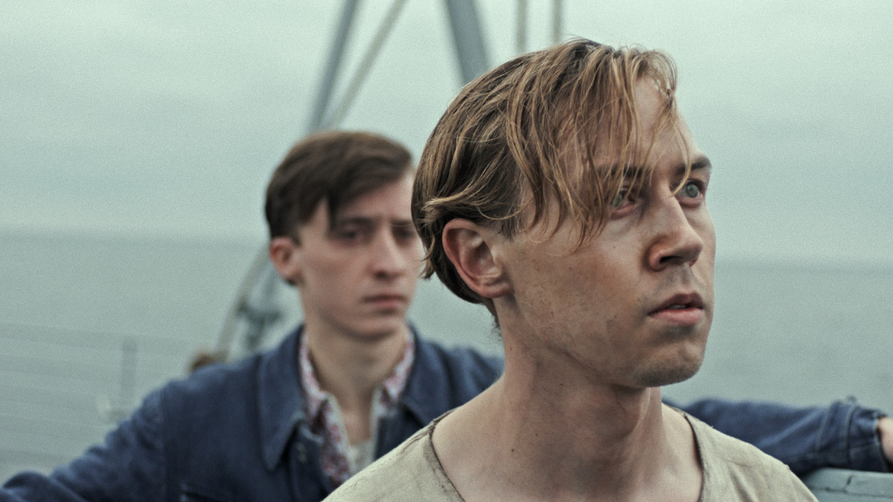 War Sailor — still 18