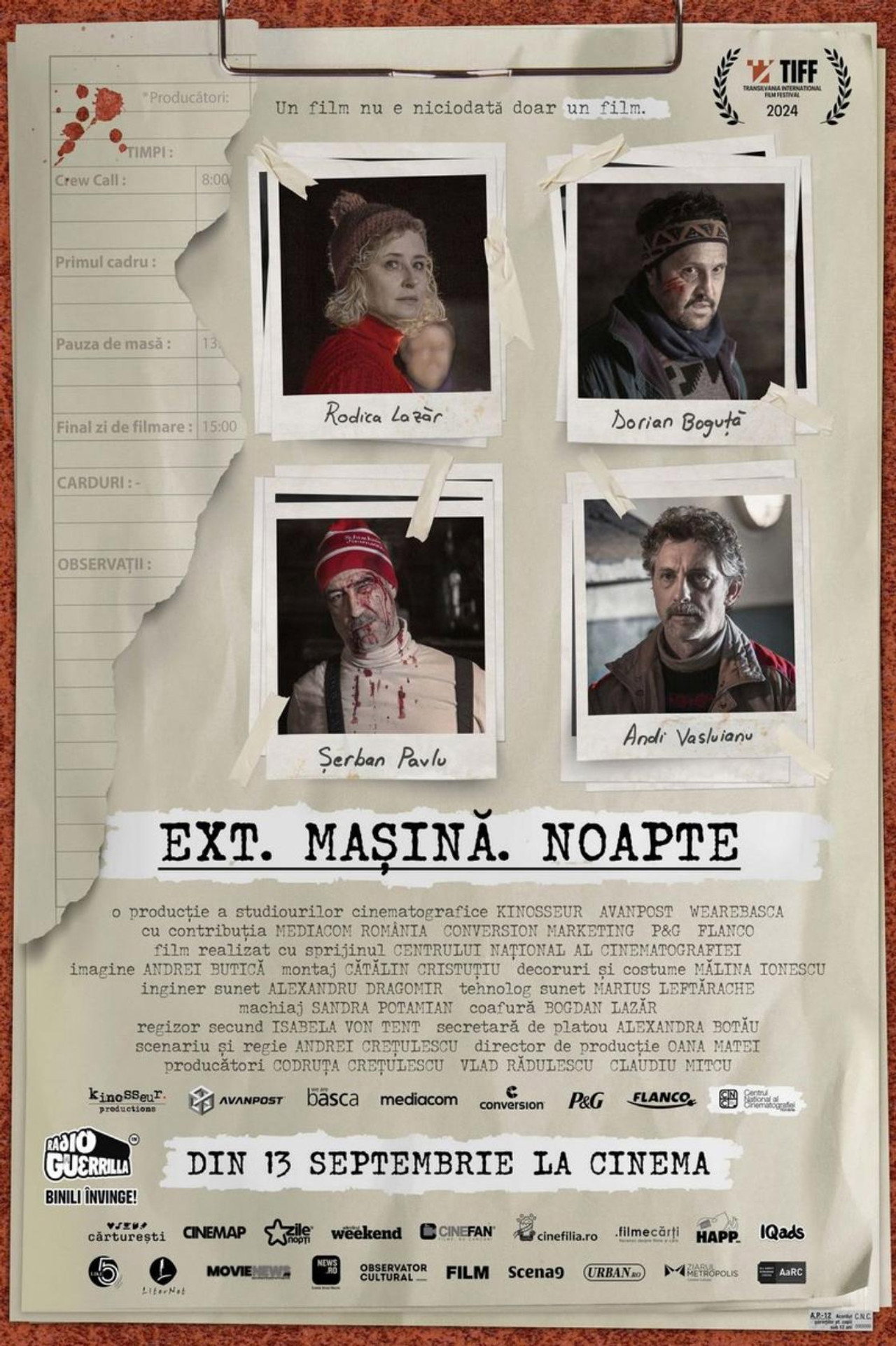 Ext. Mașină. Noapte filmaffisch