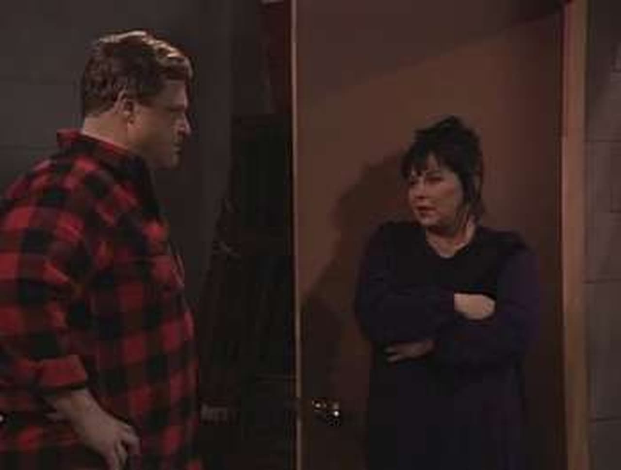 Roseanne - Season 6 Episode 16 : Everyone Comes To Jackie's