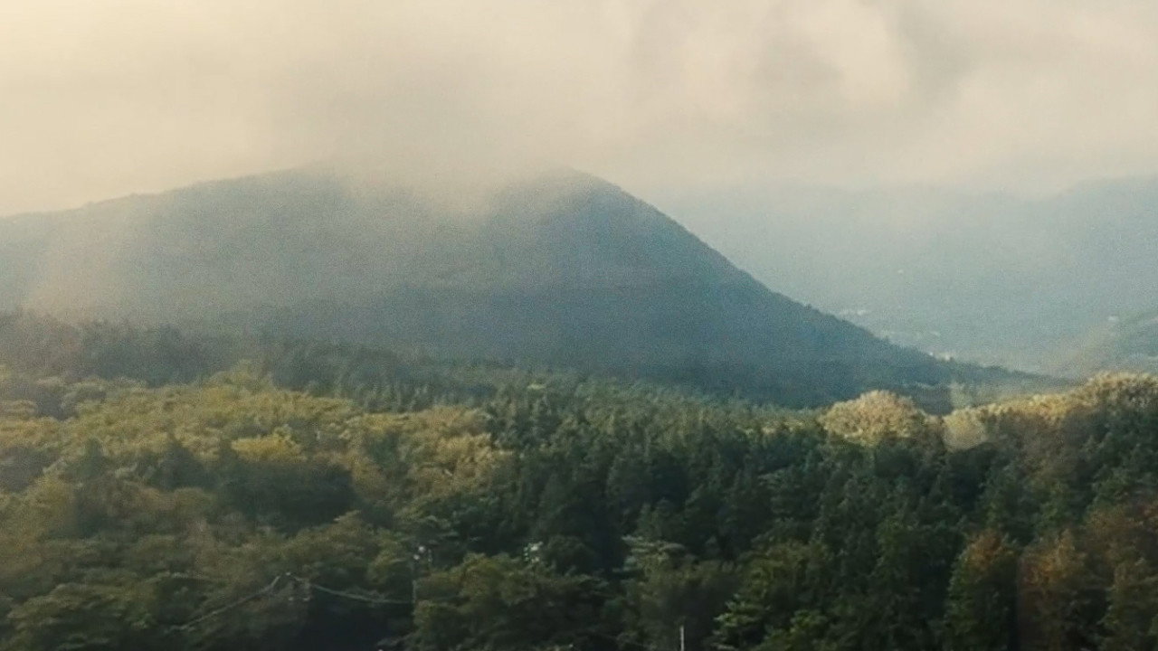 Travel Diary still 5