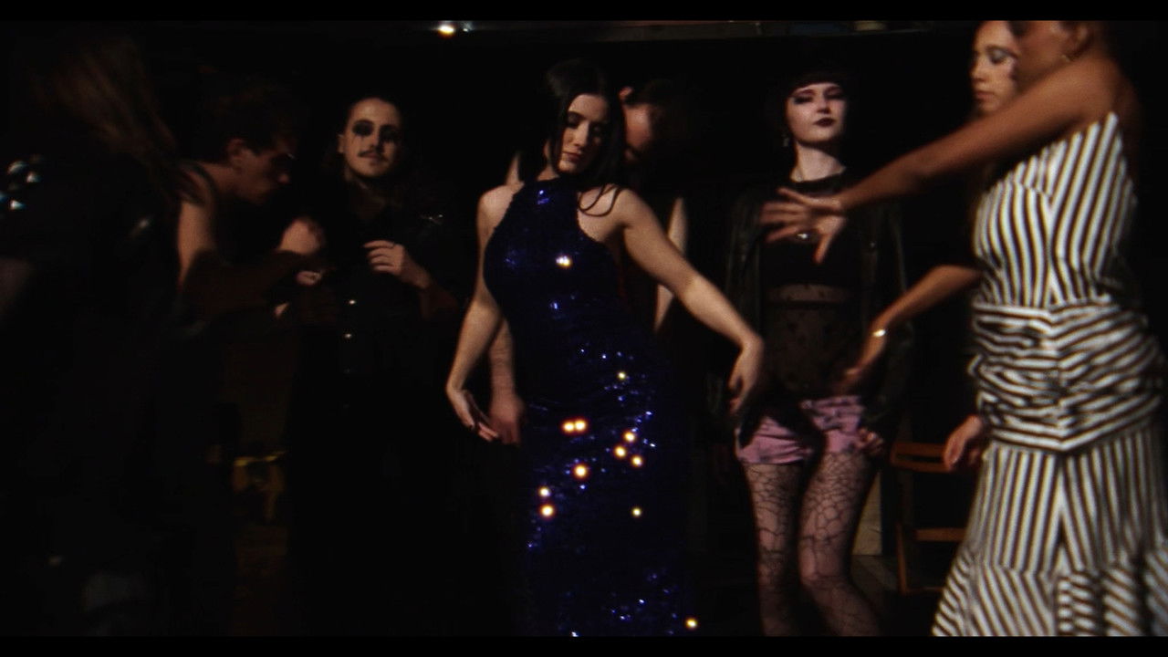 Makabro Coliseo backdrop