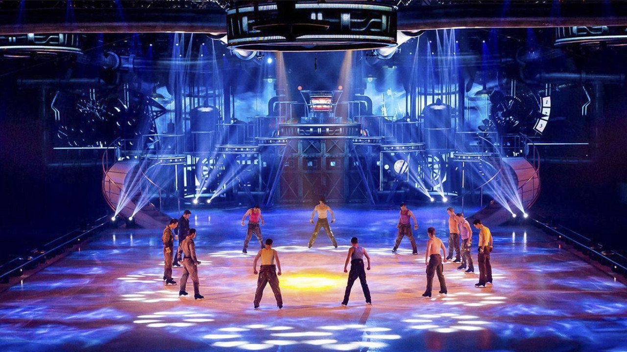 Holiday On Ice - Believe still 5