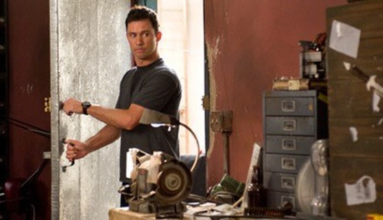 Burn Notice - Season 3 Episode 2 : Question and Answer