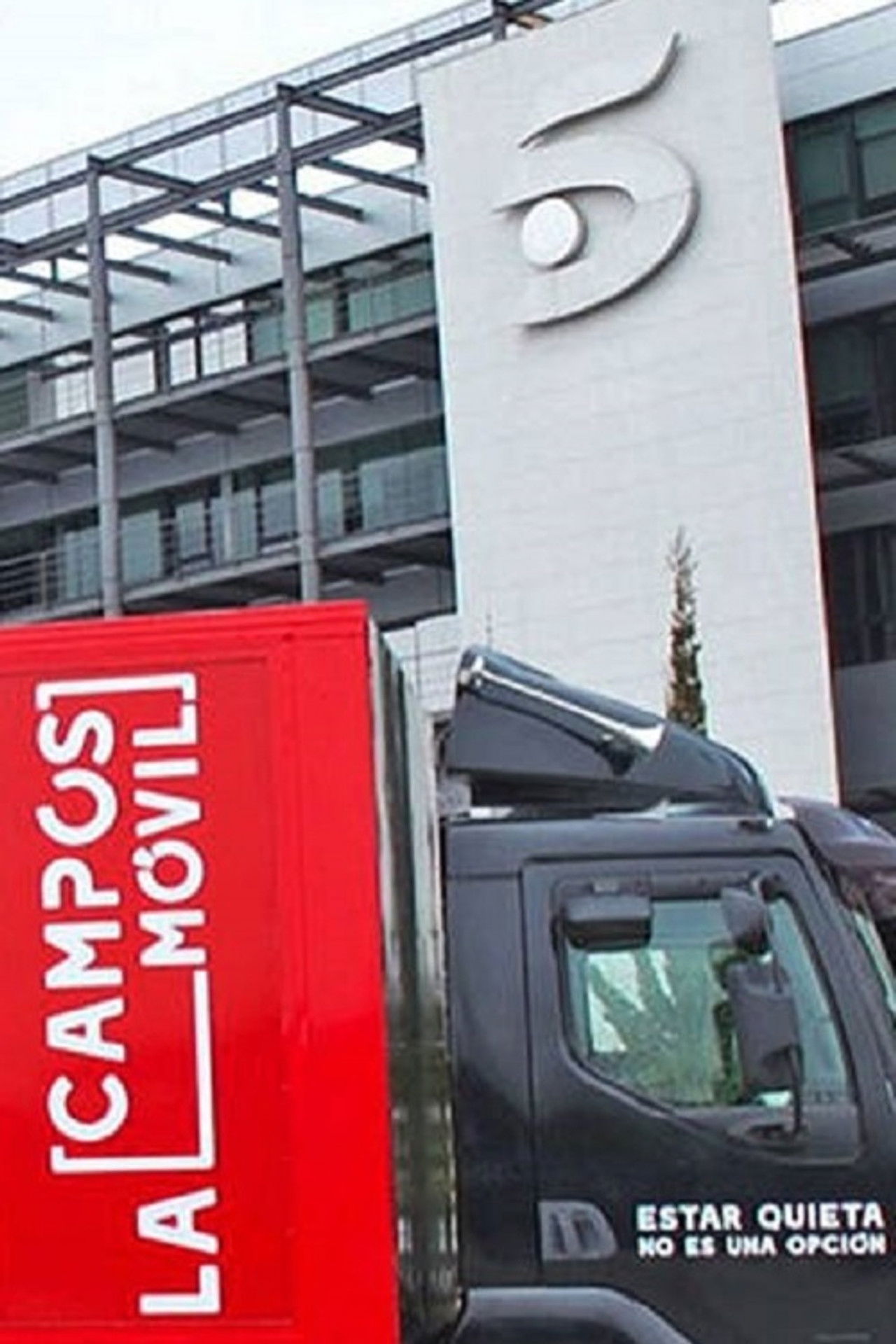 La campos móvil - Kampi i Lëvizshëm backdrop