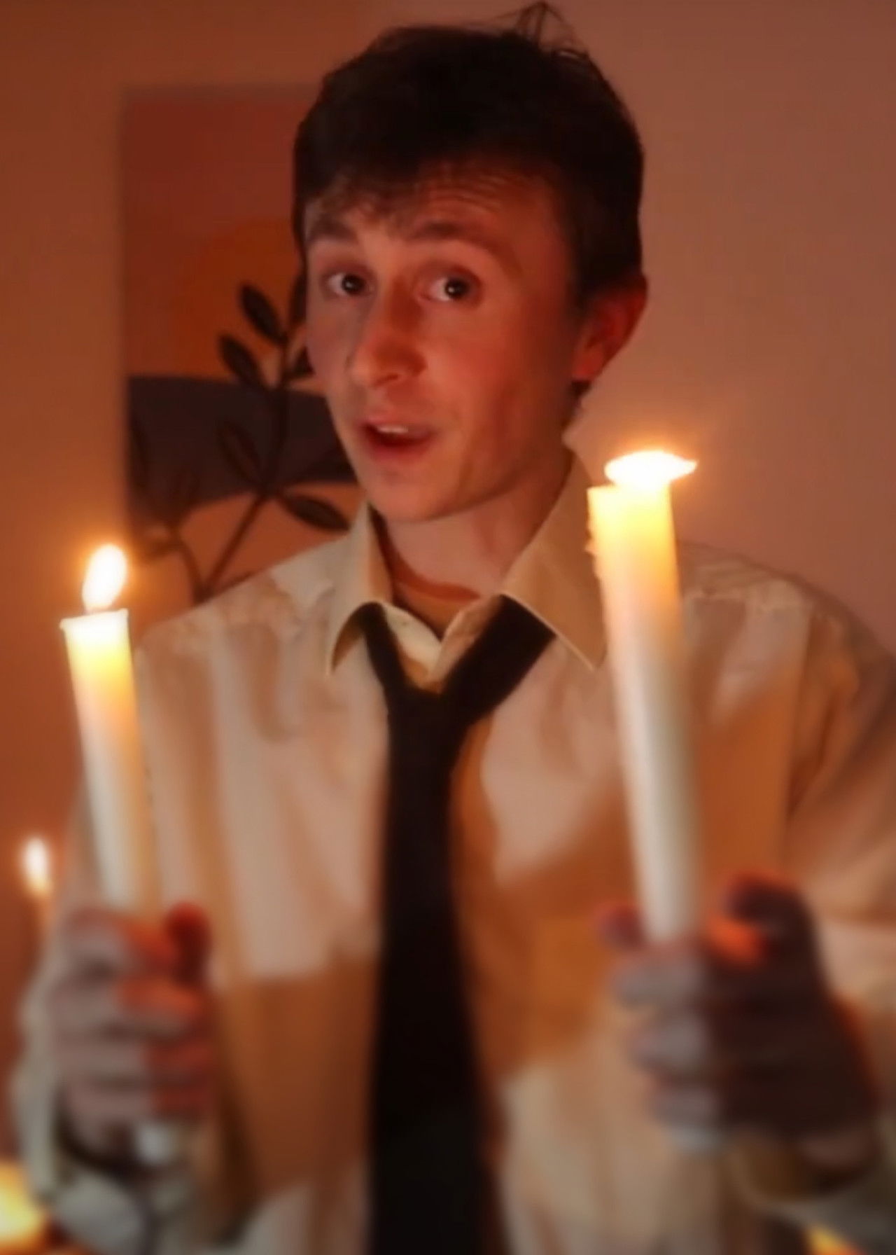 Le fakirisme de maison Backdrop