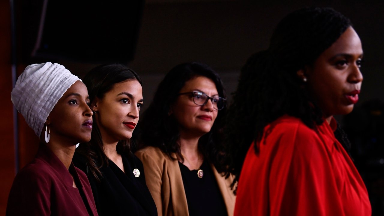 PBS NewsHour - Season 44 Episode 140 : July 15, 2019