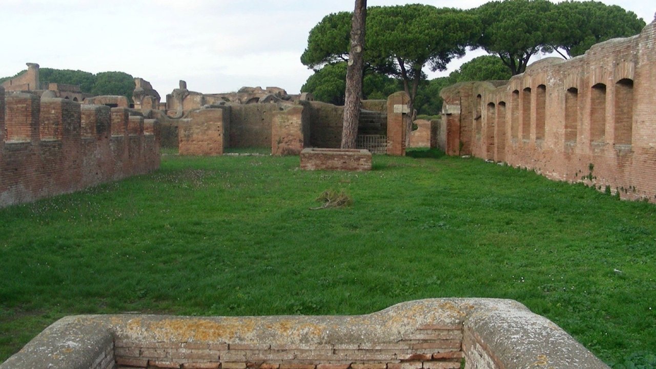 Ostia—Middle-Class Harbor Town