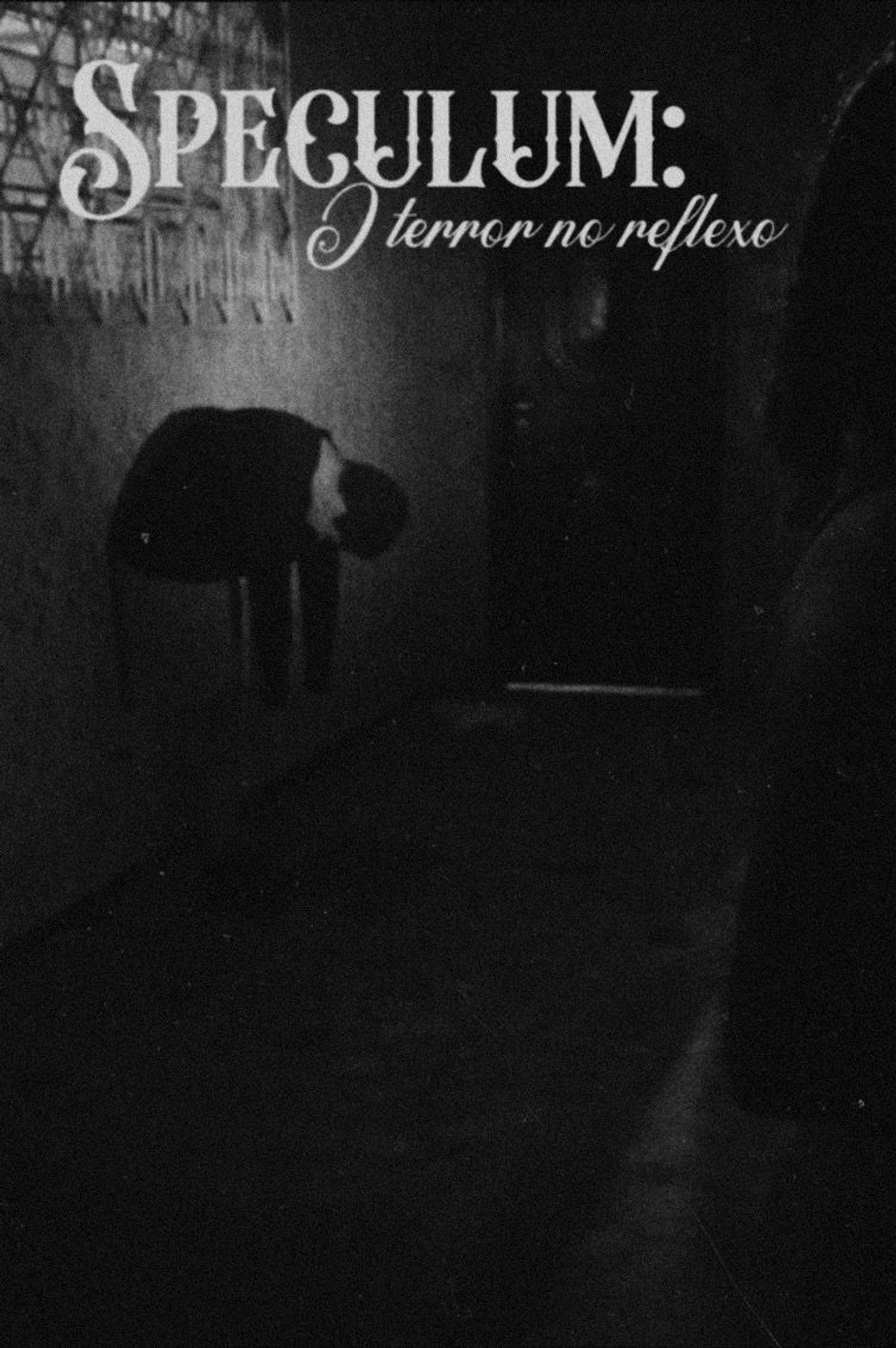 Speculum: o terror do reflexo Backdrop