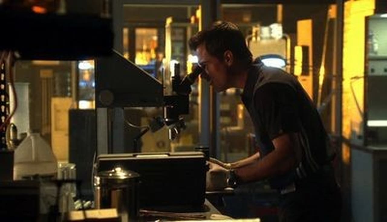 CSI: Crime Scene Investigation - Season 4 Episode 21 : Turn of the Screws