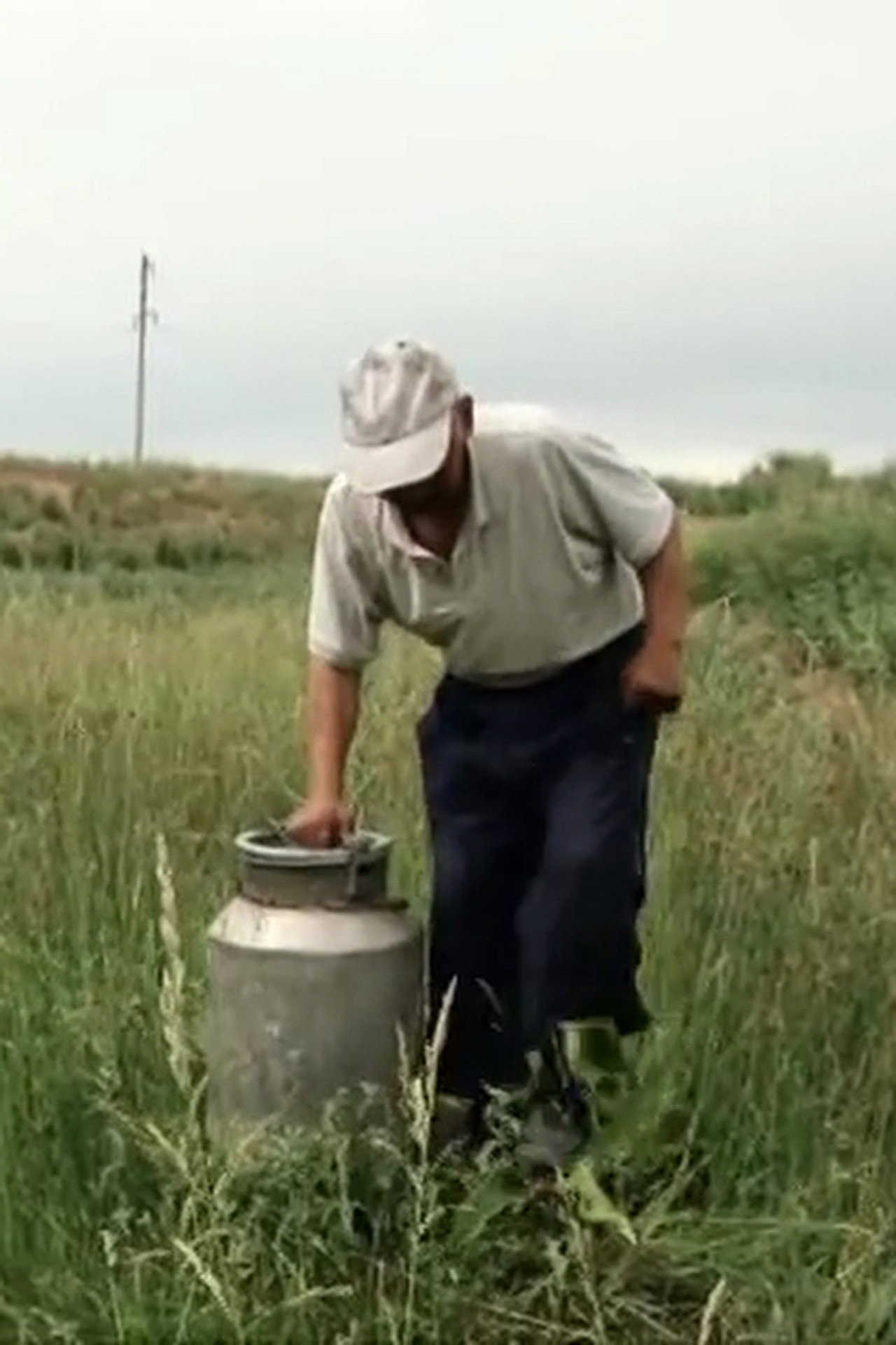 Бастау filmaffisch