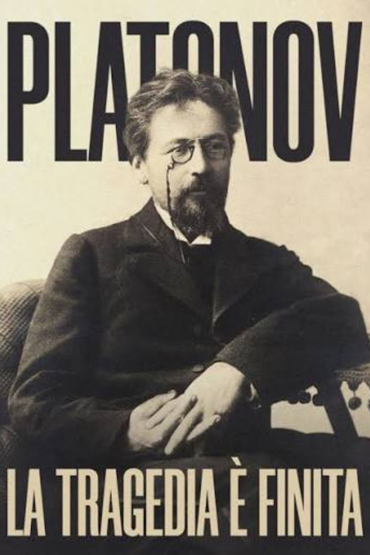 La tragedia è finita, Platonov Backdrop