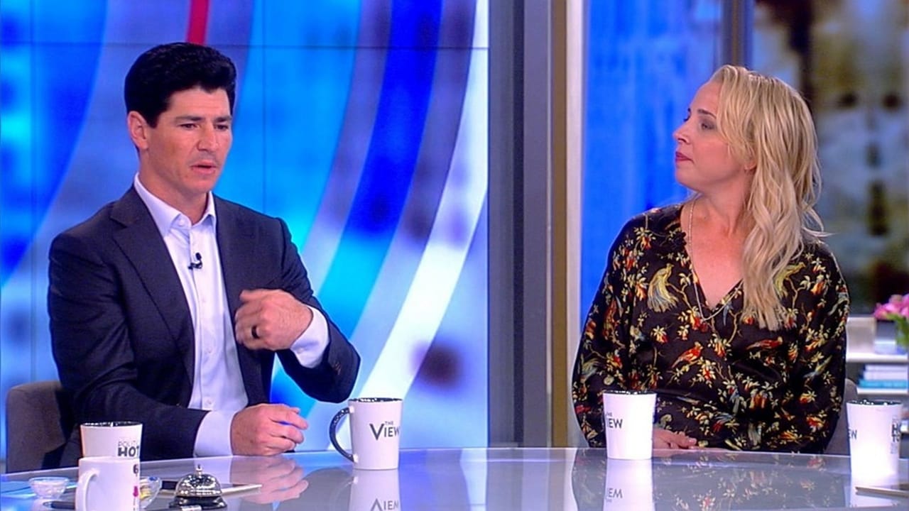 The View - Season 22 Episode 31 : Michael Fishman and Lecy Goranson; Jedediah Bila