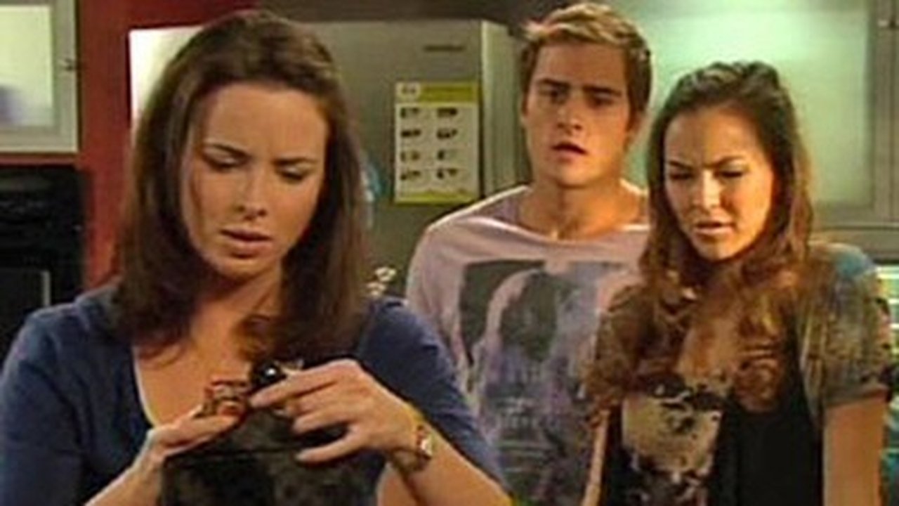 Neighbours - Season 27 Episode 124 : Episode 6194