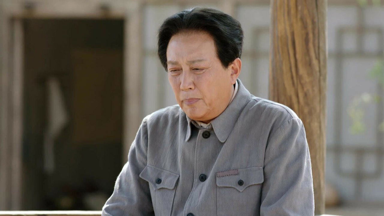 我们的队伍向太阳 — Épisode 2