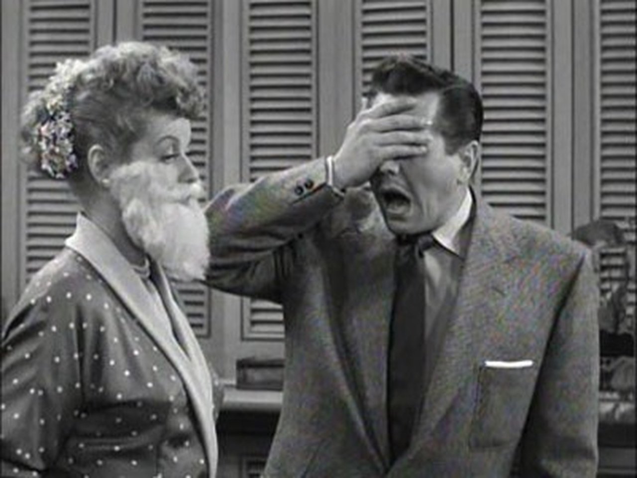 I Love Lucy - Season 1 Episode 23 : The Moustache