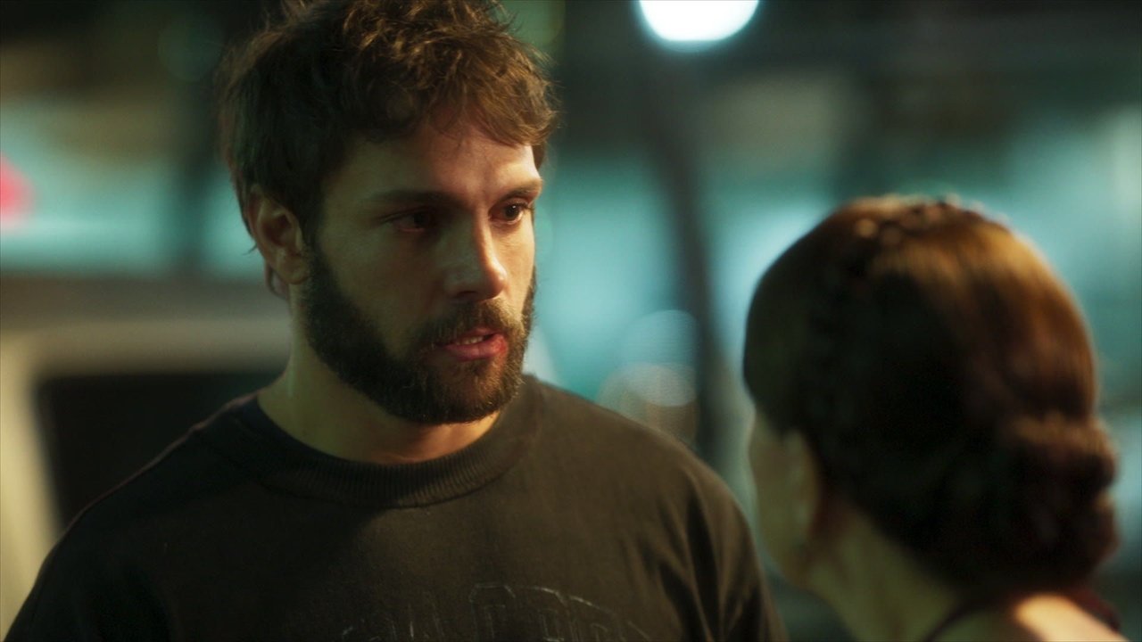Amanecer - Season 1 Episode 32 : El mal con cara de hermandad