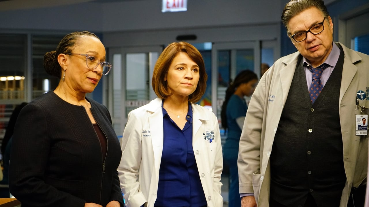 Chicago Med - Season 5 Episode 17 : The Ghosts of the Past