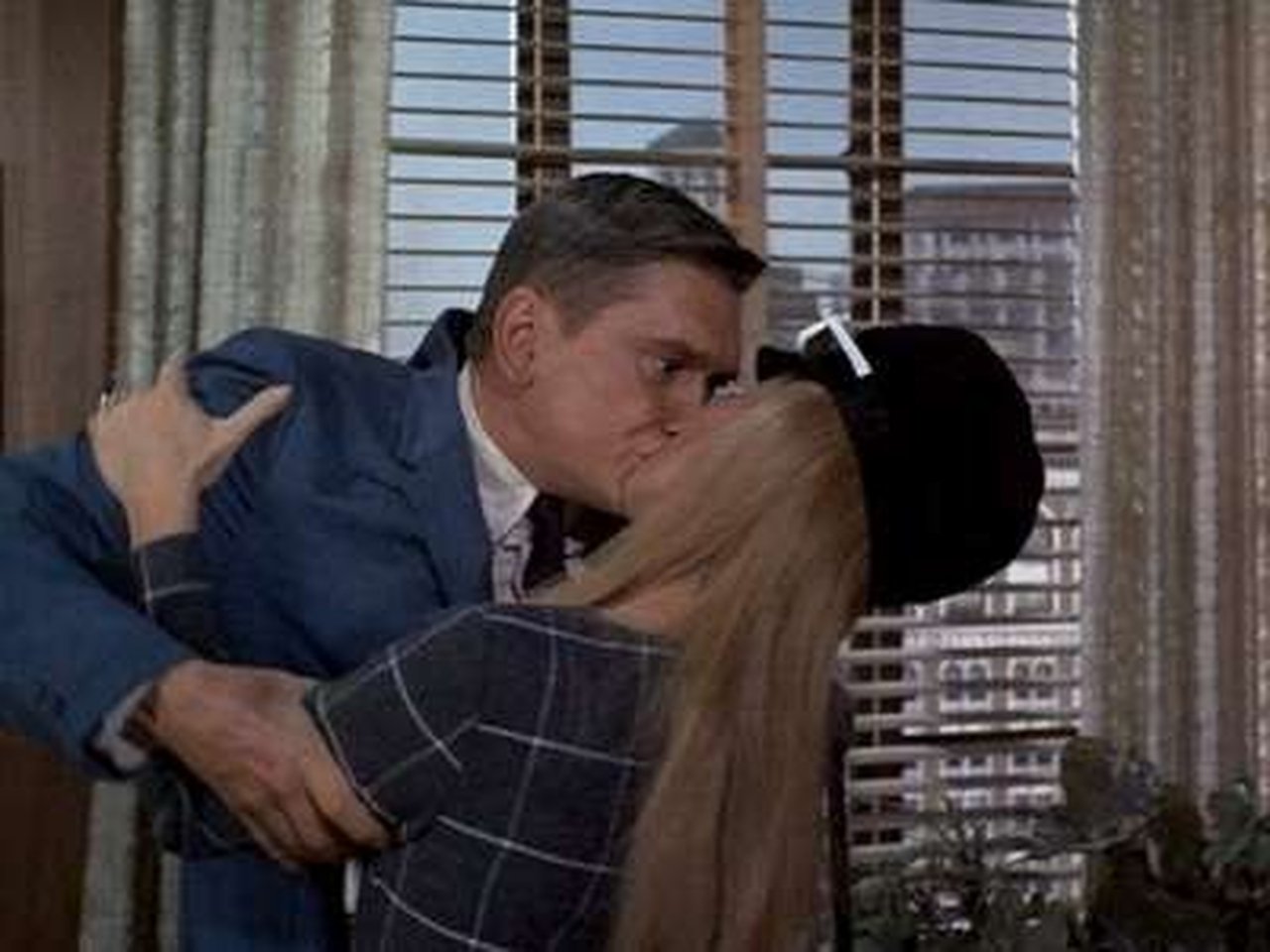 Bewitched - Season 4 Episode 21 : Hippie, Hippie, Hooray