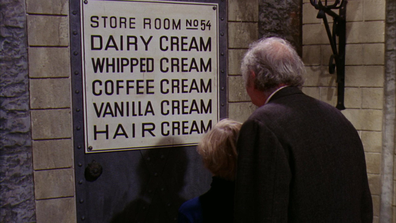 Willy Wonka & the Chocolate Factory background 56