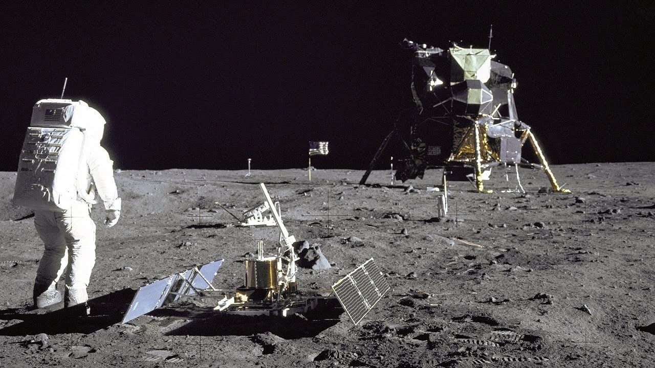 Moon Landing Live background