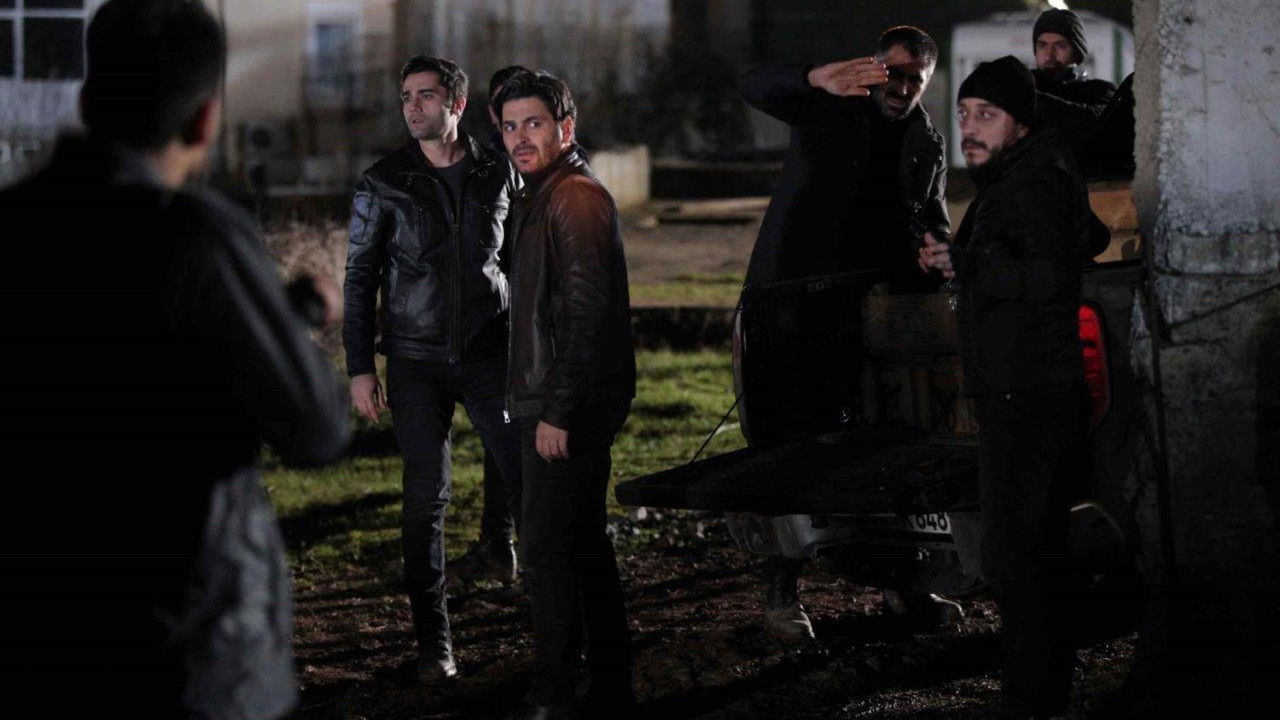 Eşkıya Dünyaya Hükümdar Olmaz — Épisode 20