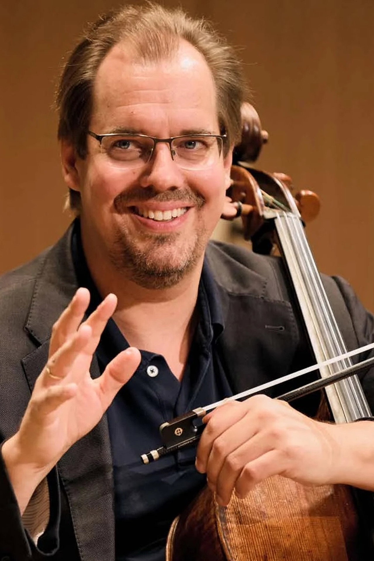 Wolfgang Emanuel Schmidt plays Edward Elgar @ Kronberg Festival 2025 Backdrop