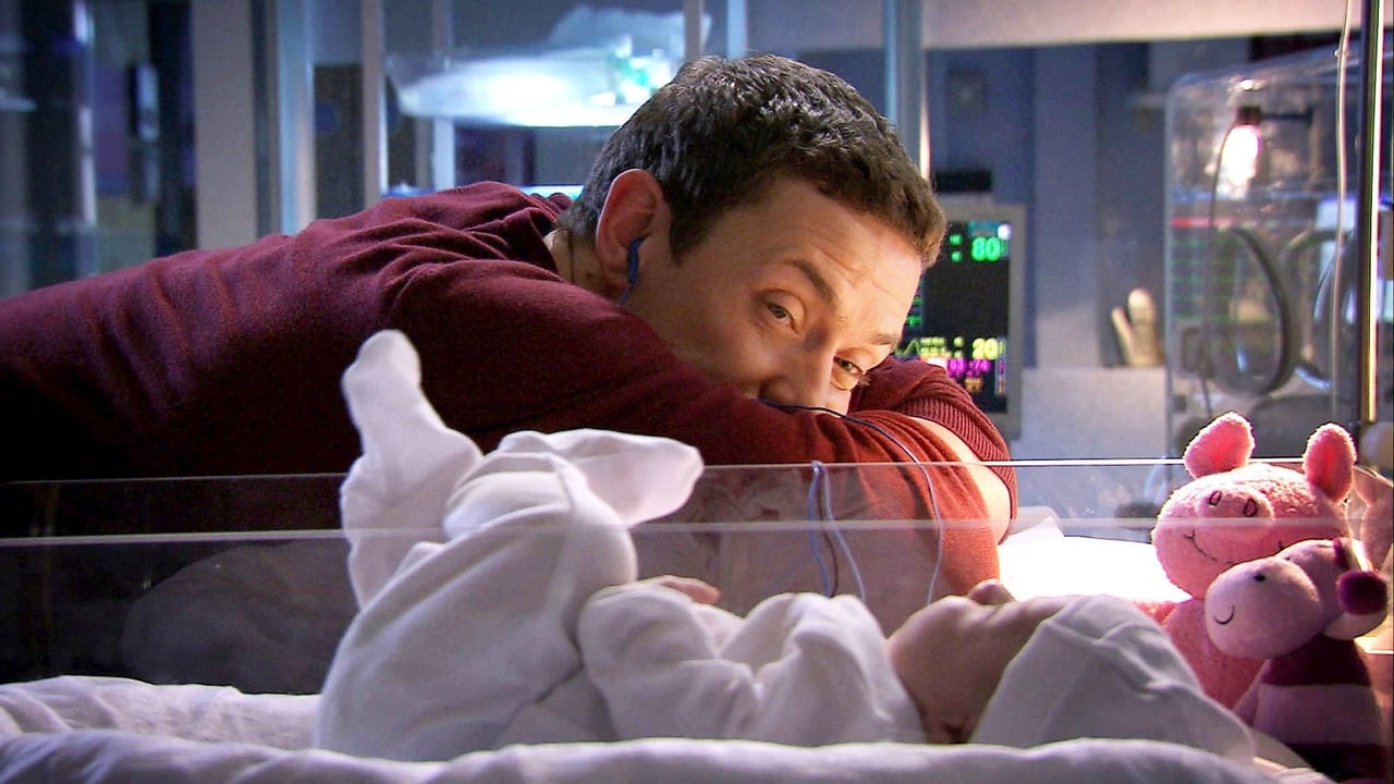 Holby City - Season 16 Episode 20 : Anything You Can Do