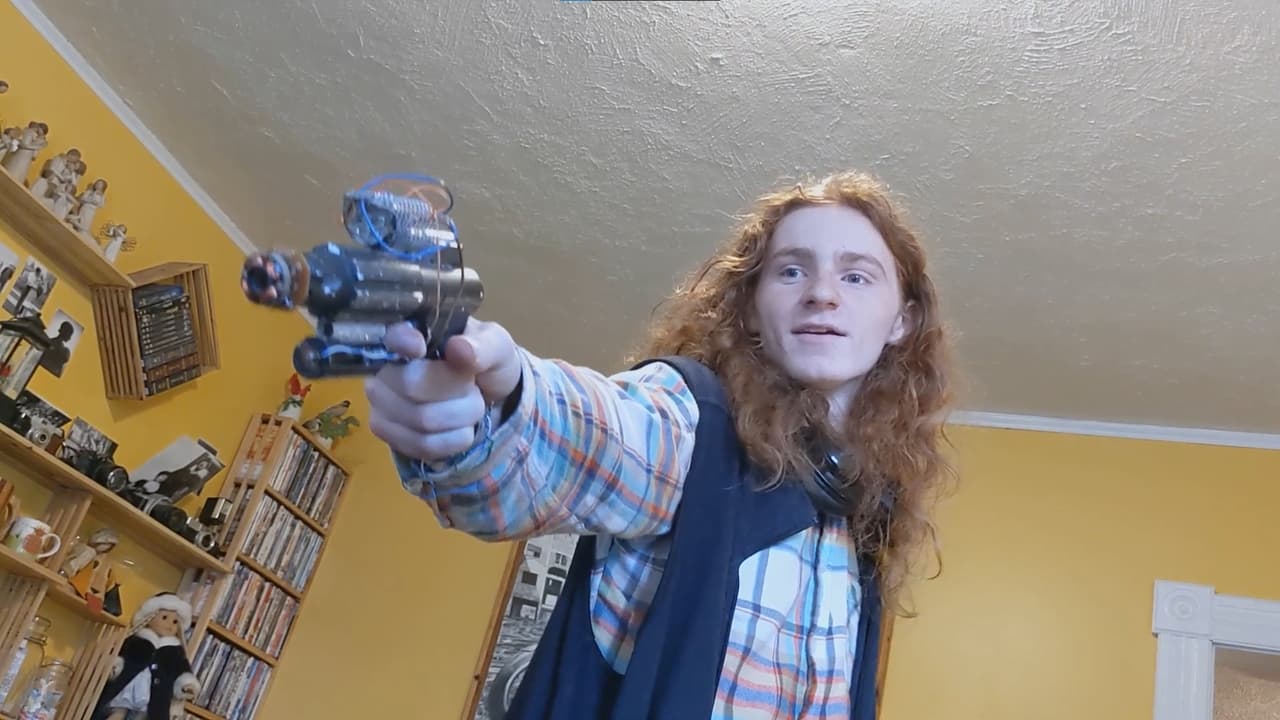 TRUTH OR GUN CHALLENGE (VERY CHALLENGING) (AAAA AA AAAAAAAAA- you) (sorry i din't mean to scare you)