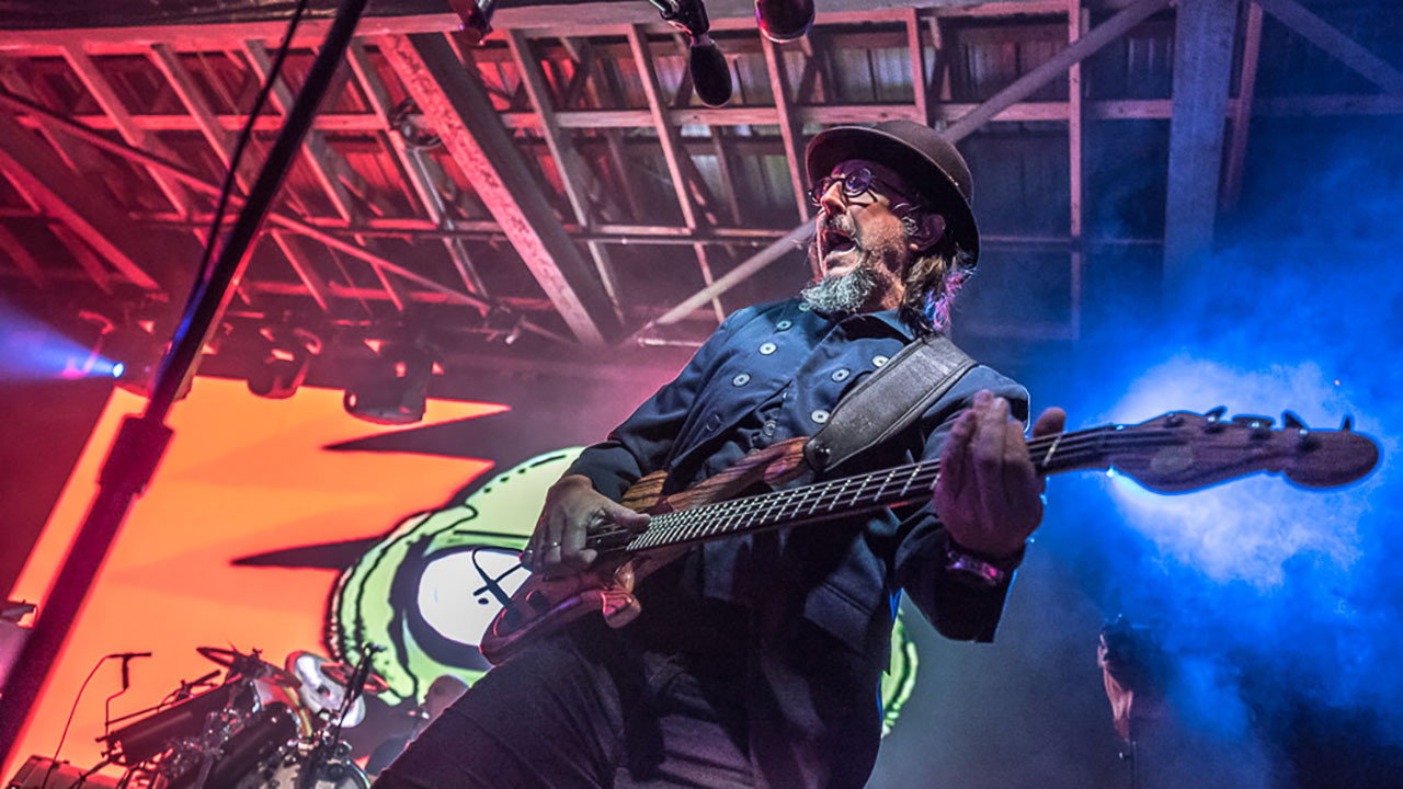Primus - Hulaween 2015 backdrop