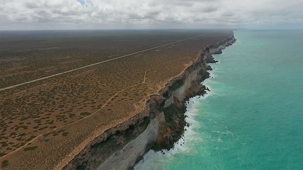 The Indian Pacific Wheel Race background