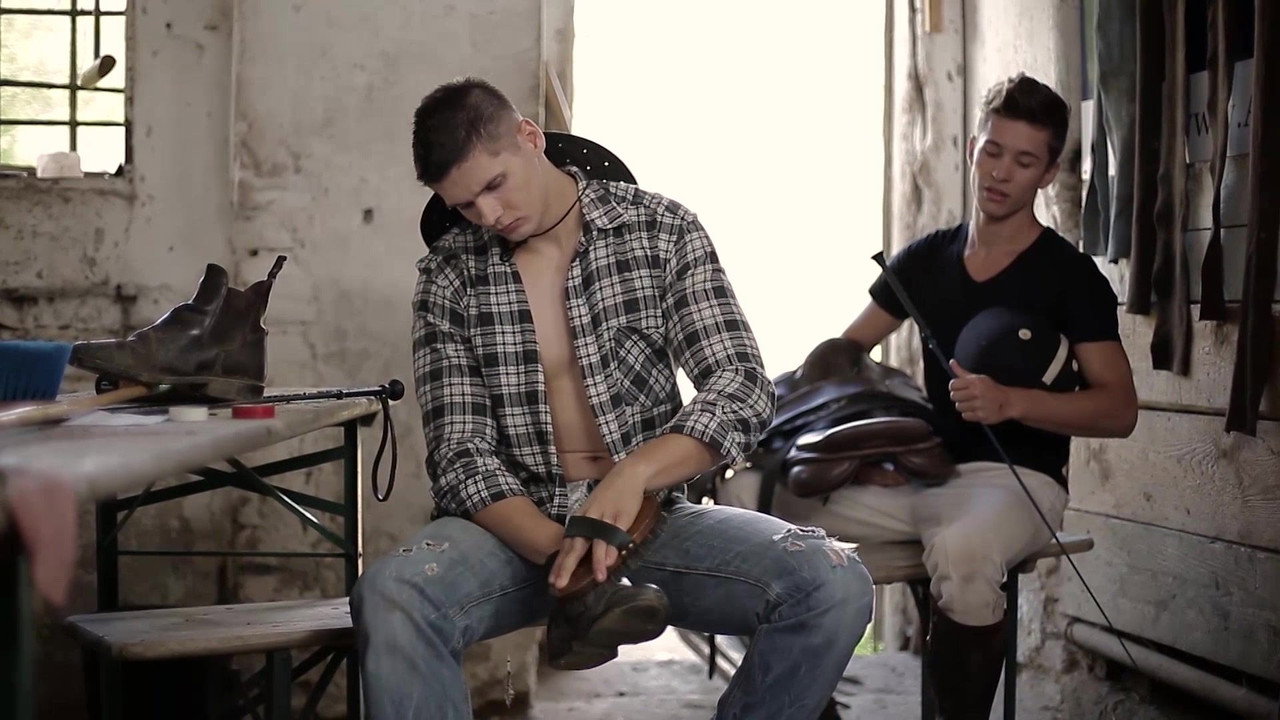 Raw Rodeo still 3