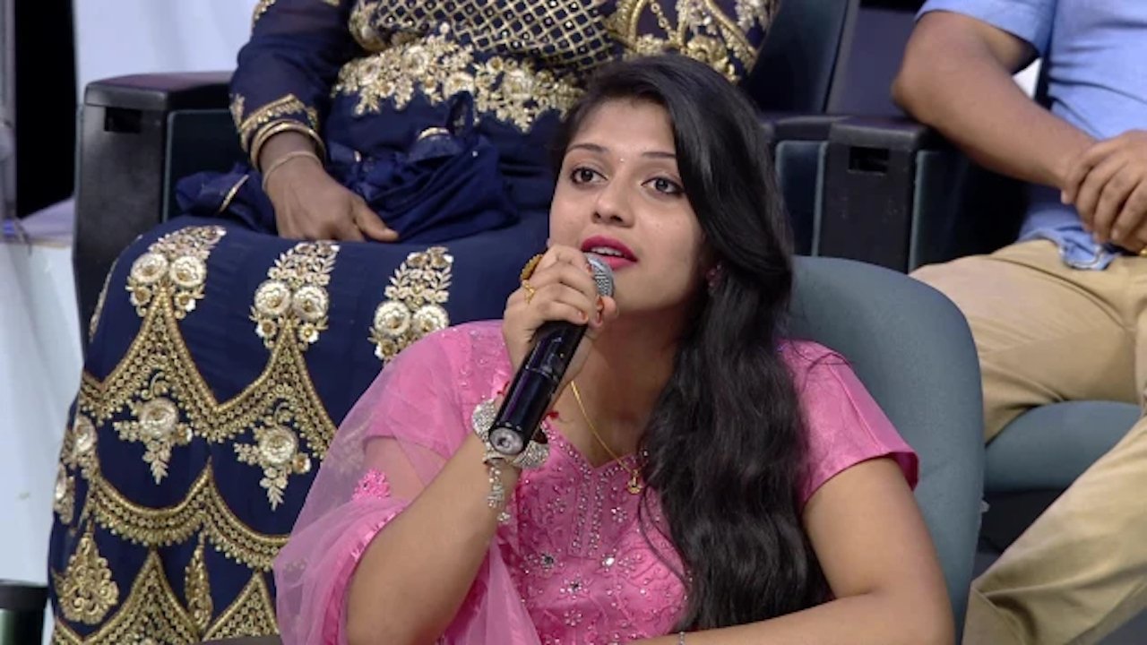 Neeya Naana - Season 23 Episode 222 : Joint Family - Boon or Bane?