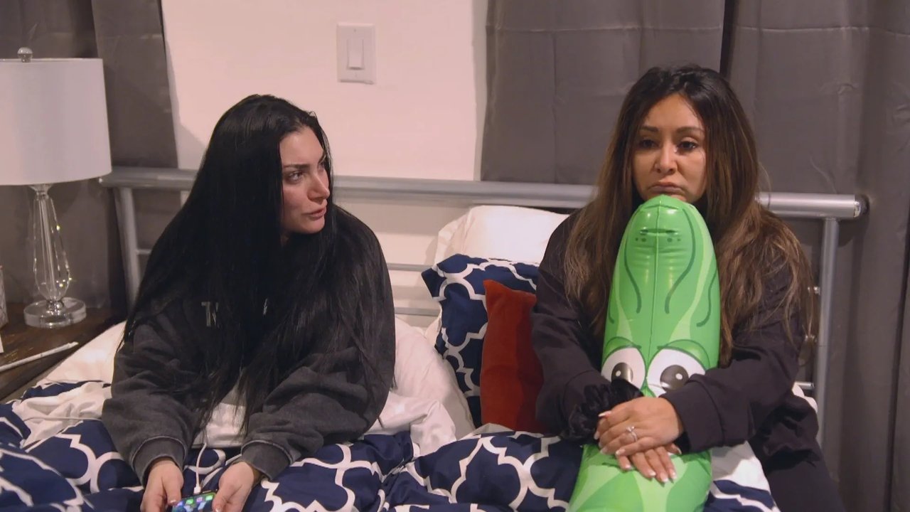 Jersey Shore: Family Vacation - Season 7 Episode 22 : The Meme