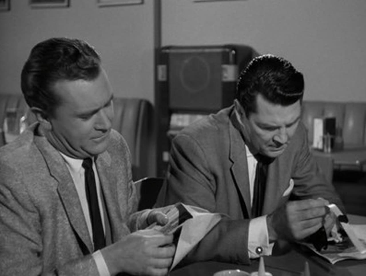 Perry Mason - Season 3 Episode 16 : The Case of the Wary Wildcatter