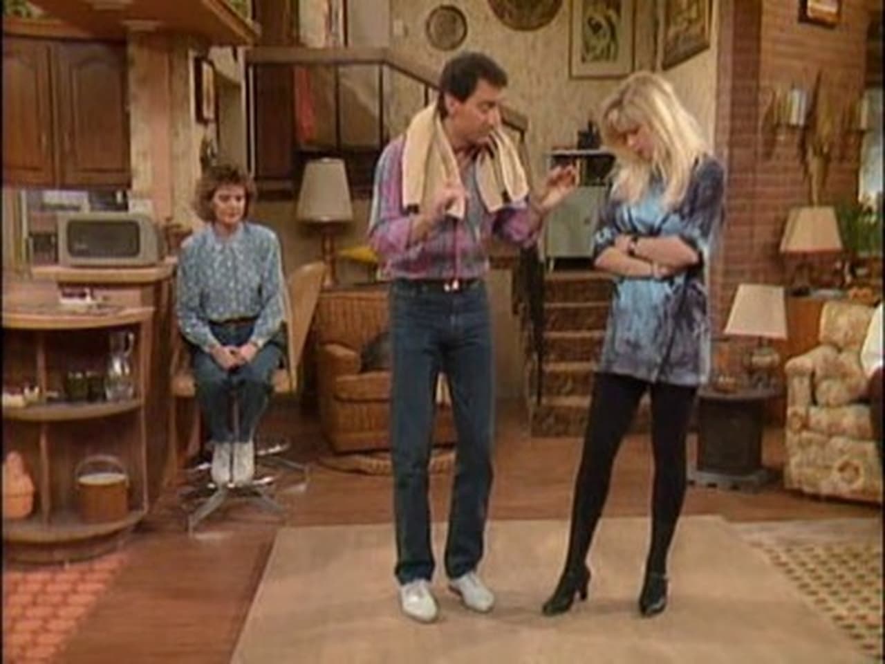 Married... with Children - Season 3 Episode 12 : Can't Dance, Don't Ask Me