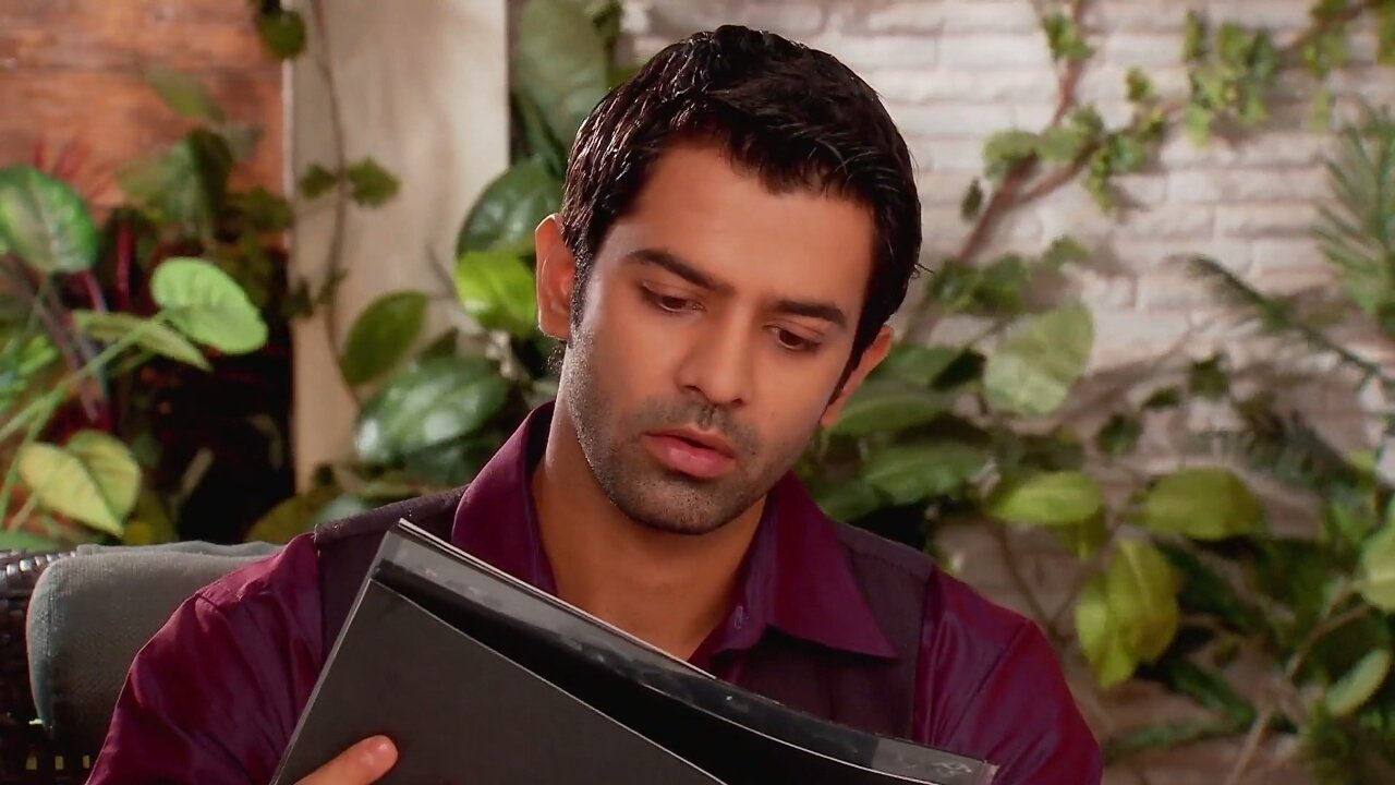Iss Pyaar Ko Kya Naam Doon? - Season 1 Episode 36 : Shyam keeps Anjali waiting