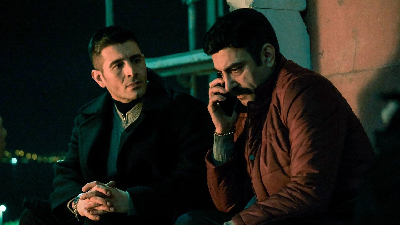 Dengeler: Biri Olmak backdrop